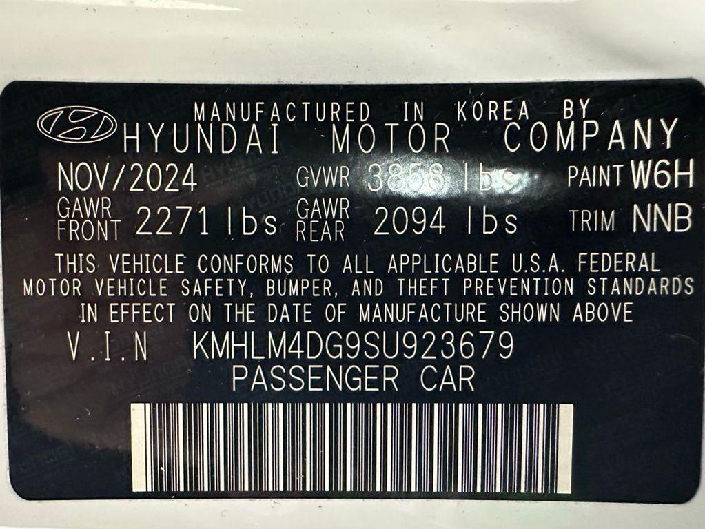 used 2025 Hyundai Elantra car, priced at $19,995