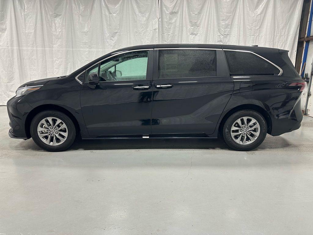 used 2025 Toyota Sienna car, priced at $45,495