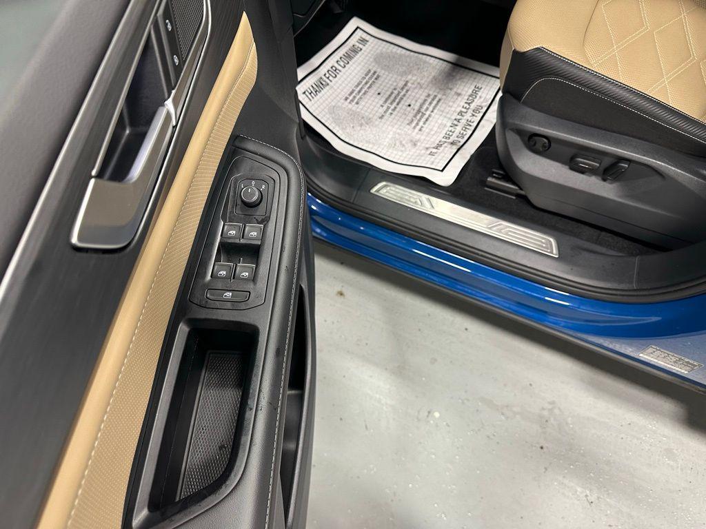 used 2025 Volkswagen Atlas Cross Sport car, priced at $31,495