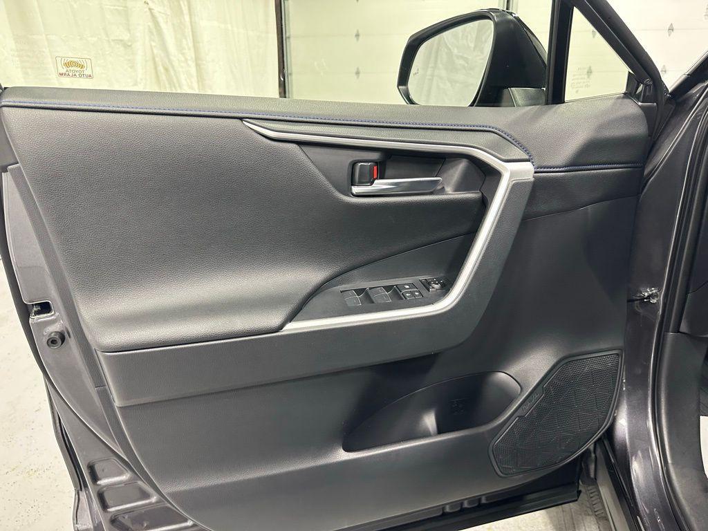 used 2025 Toyota RAV4 Hybrid car, priced at $39,995