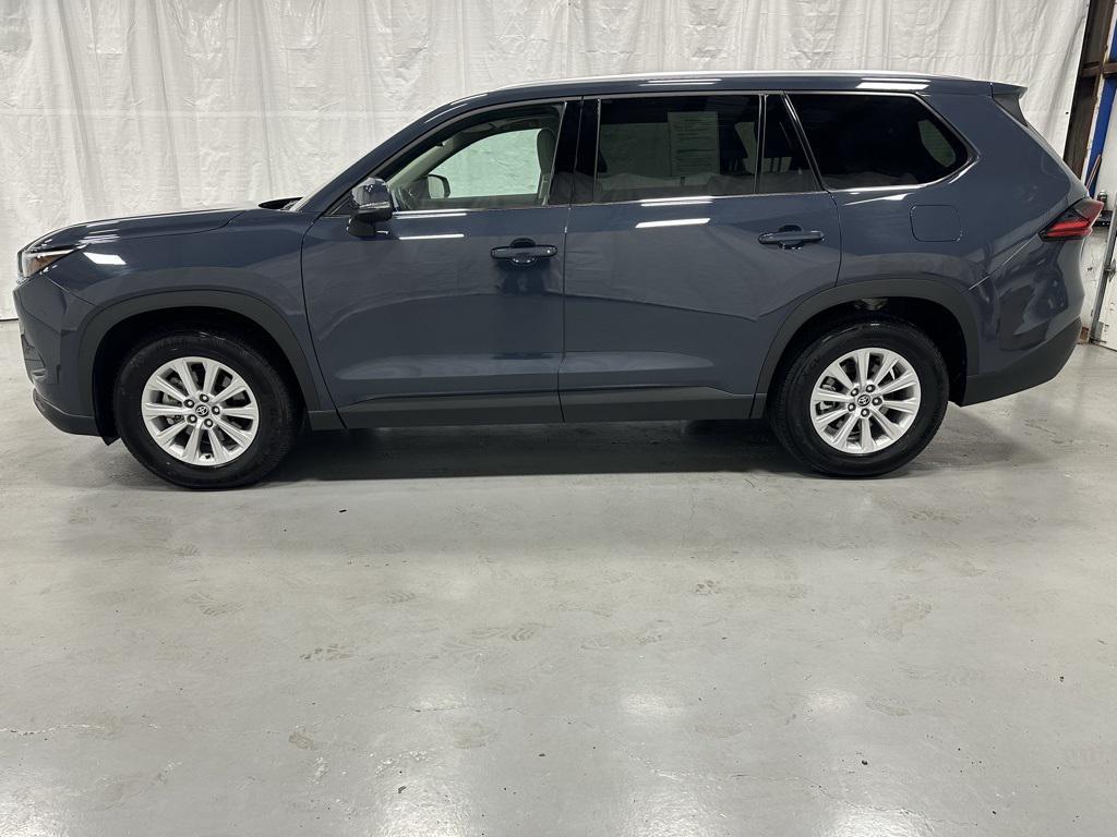 used 2025 Toyota Grand Highlander car, priced at $42,995