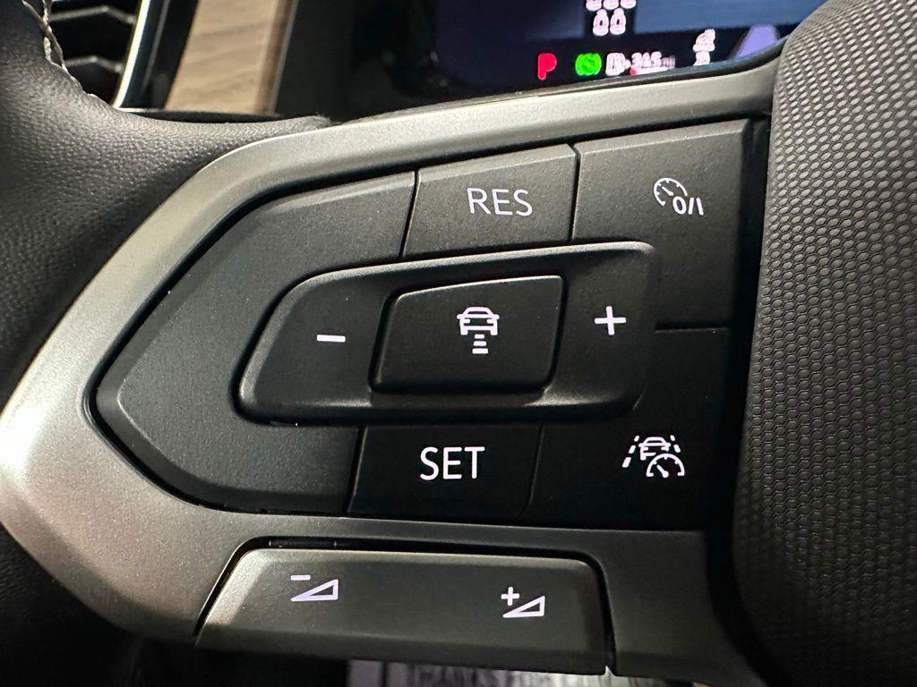 used 2025 Volkswagen Atlas car