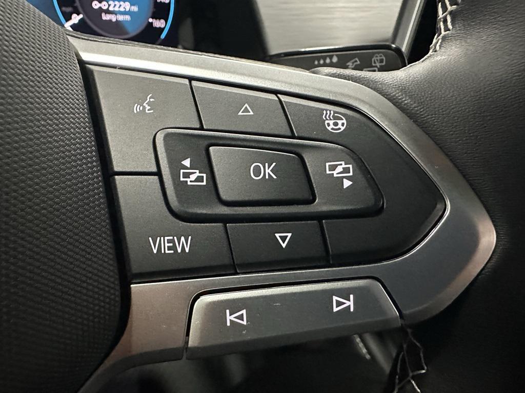 used 2025 Volkswagen Atlas Cross Sport car, priced at $31,995