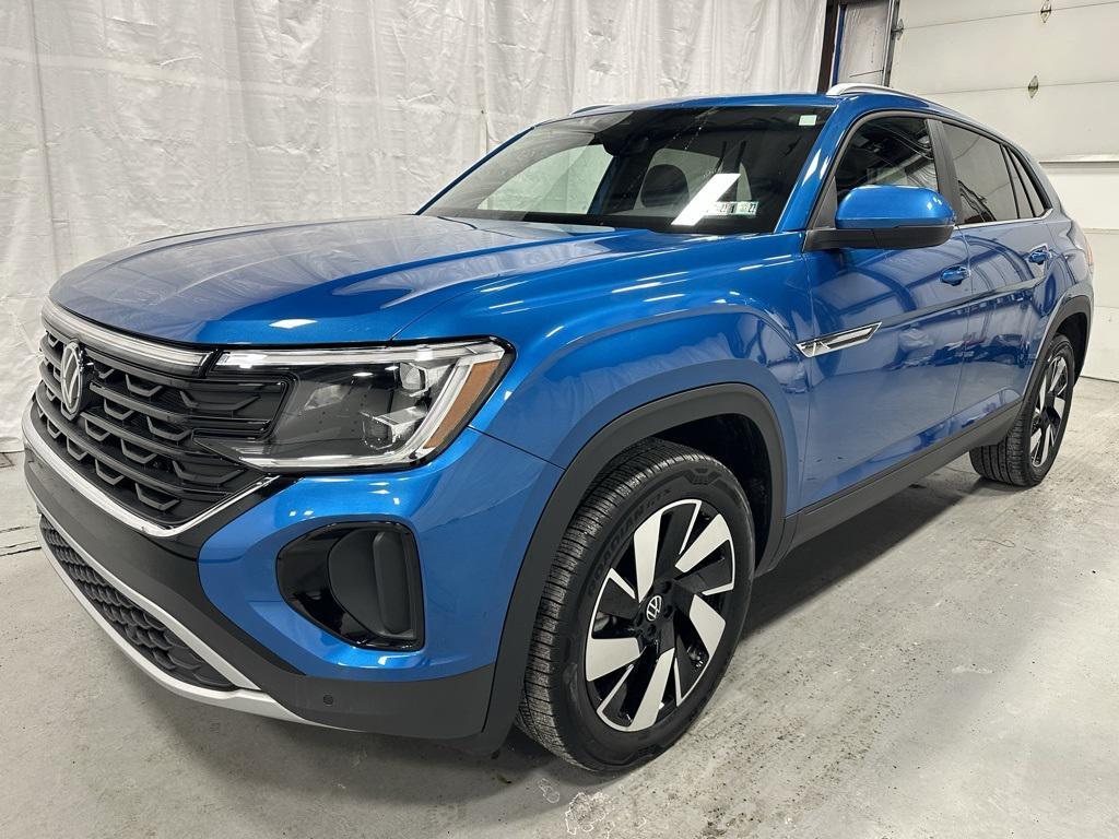 used 2025 Volkswagen Atlas Cross Sport car, priced at $31,995