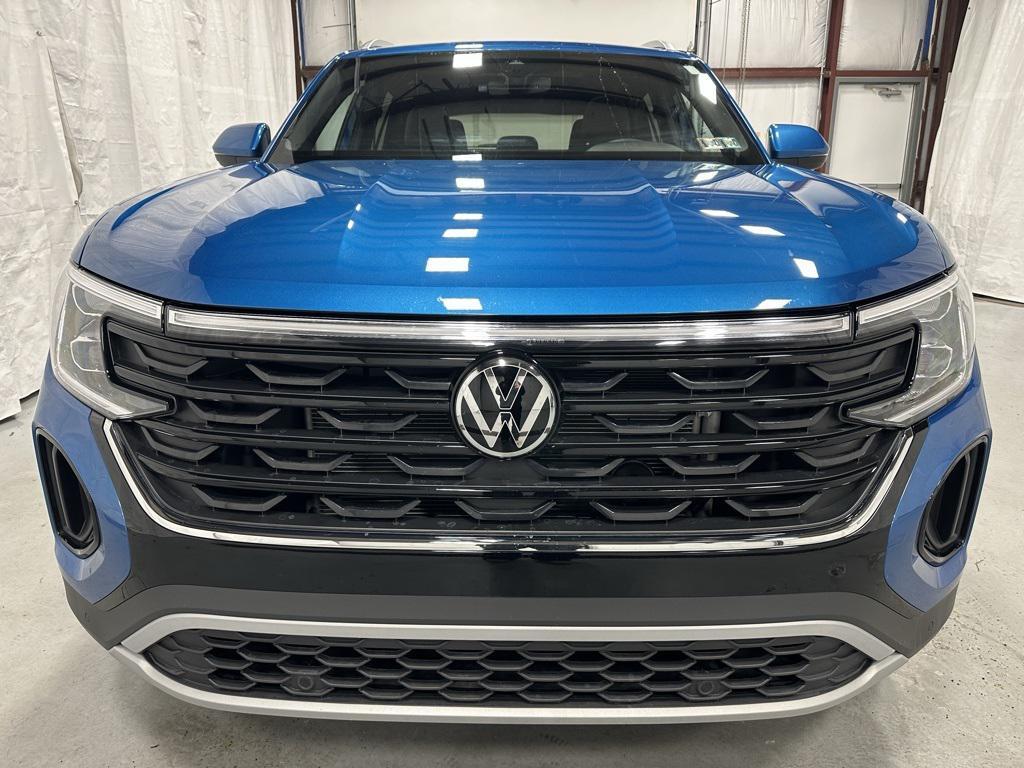 used 2025 Volkswagen Atlas Cross Sport car, priced at $31,995
