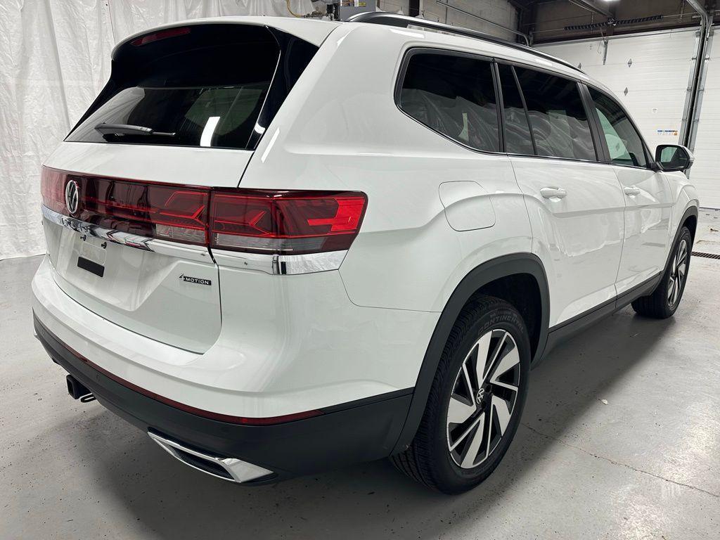 used 2025 Volkswagen Atlas car, priced at $32,495