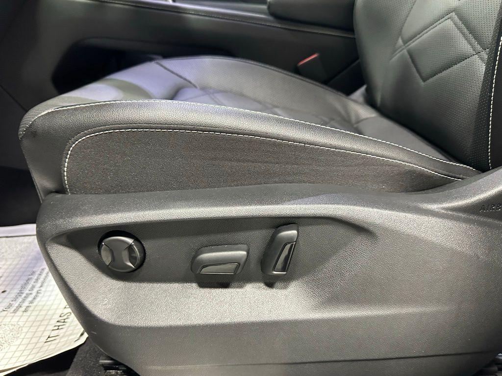 used 2025 Volkswagen Atlas car, priced at $32,495