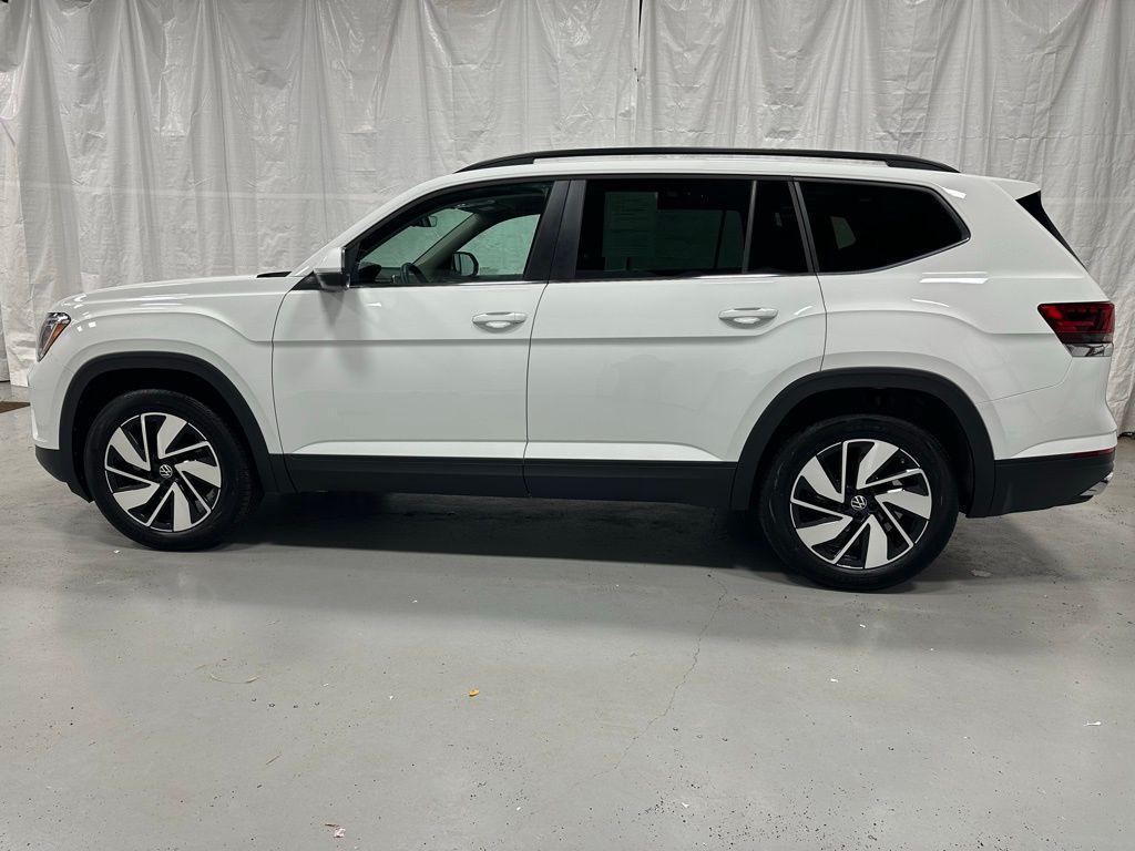 used 2025 Volkswagen Atlas car, priced at $32,495