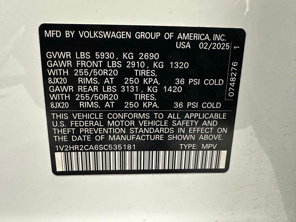 used 2025 Volkswagen Atlas car, priced at $32,495