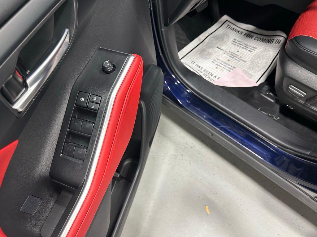 used 2025 Toyota Highlander car, priced at $44,495