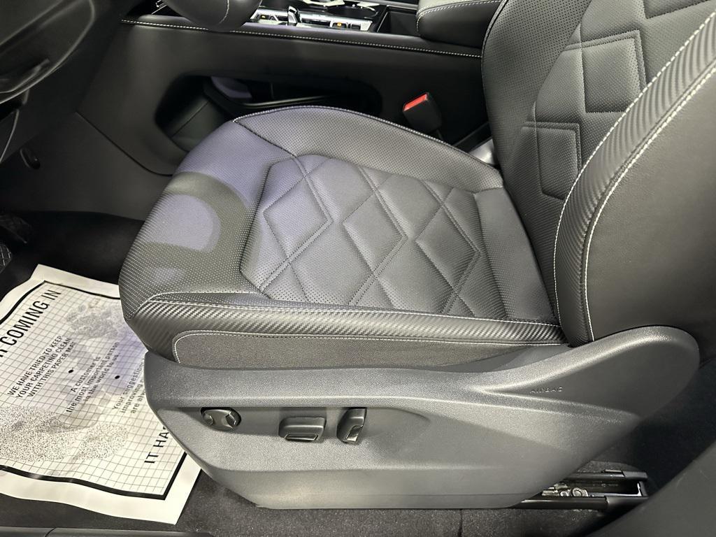 used 2025 Volkswagen Atlas Cross Sport car, priced at $30,995