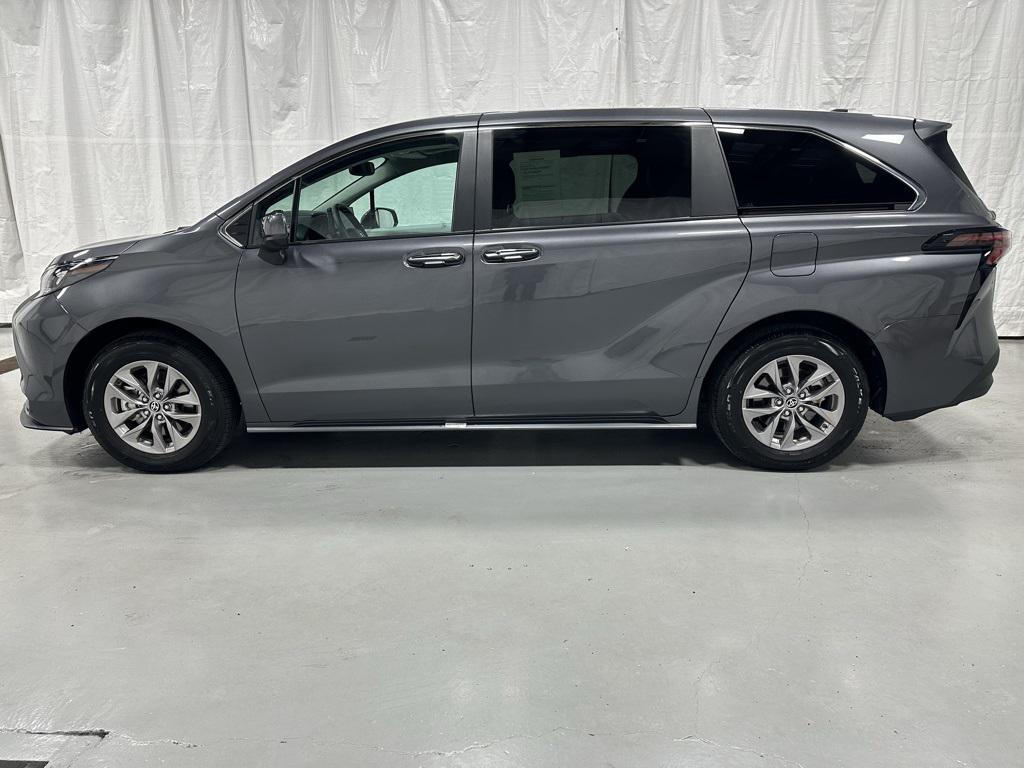 used 2025 Toyota Sienna car, priced at $43,995