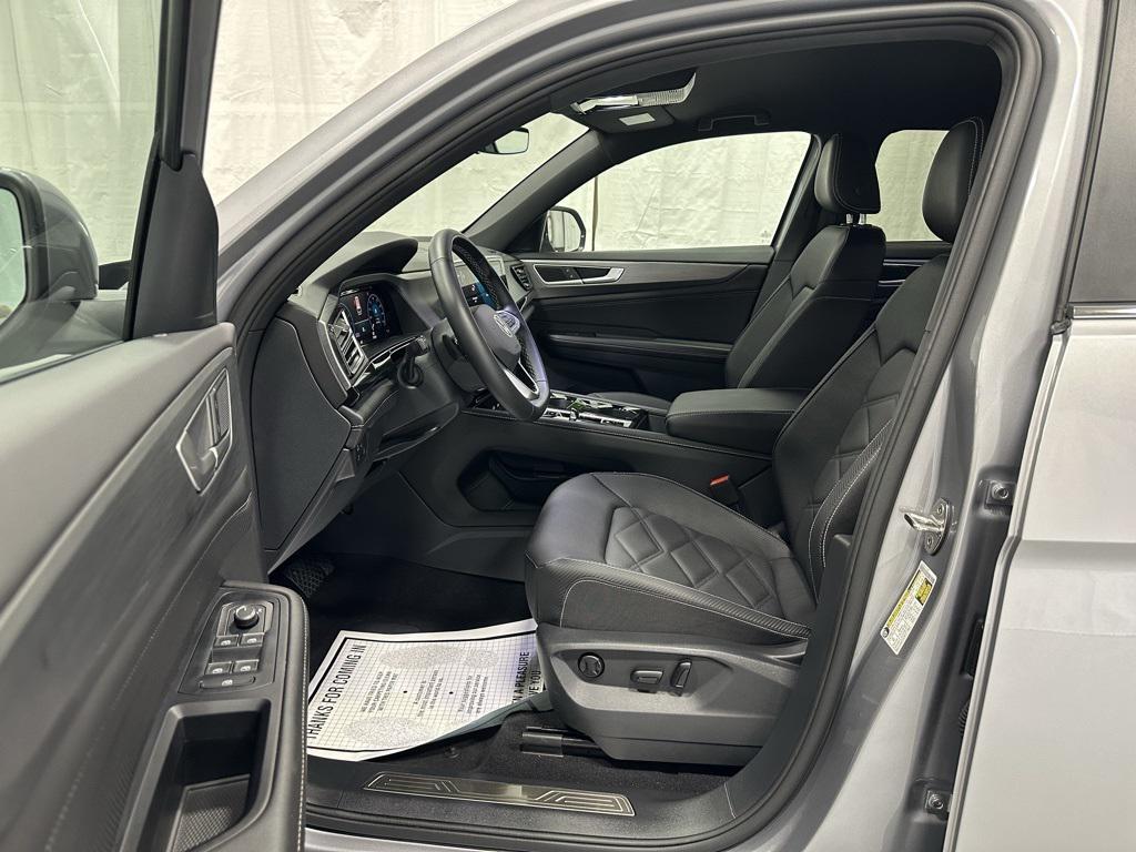 used 2025 Volkswagen Atlas Cross Sport car, priced at $32,295