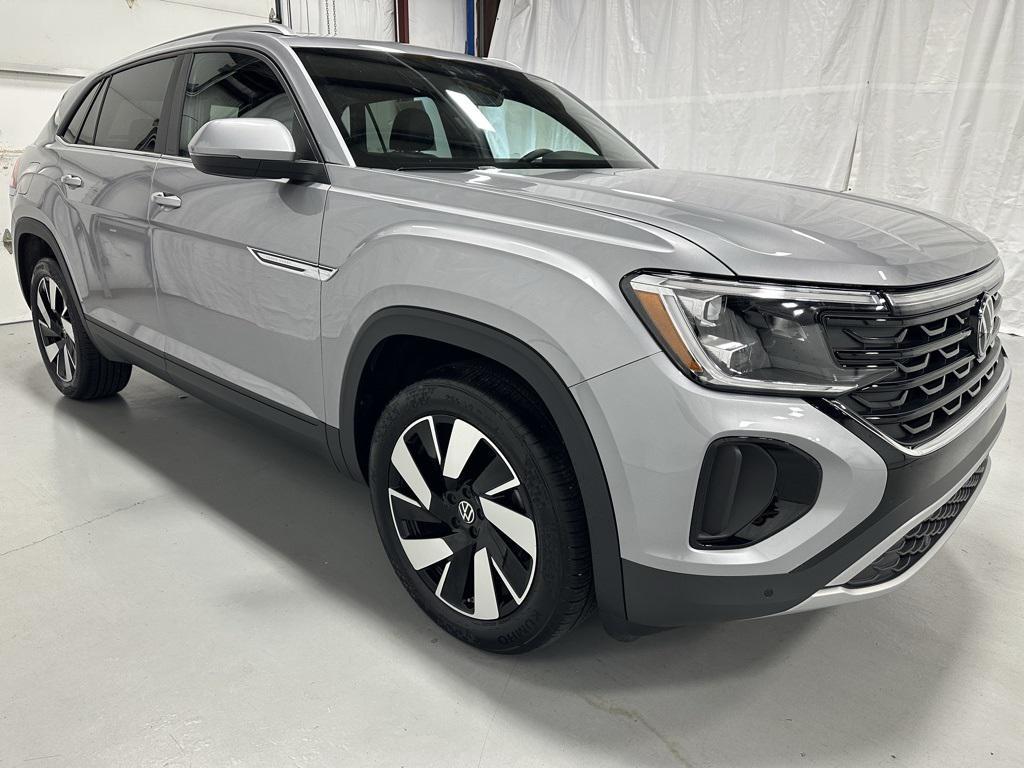 used 2025 Volkswagen Atlas Cross Sport car, priced at $32,295