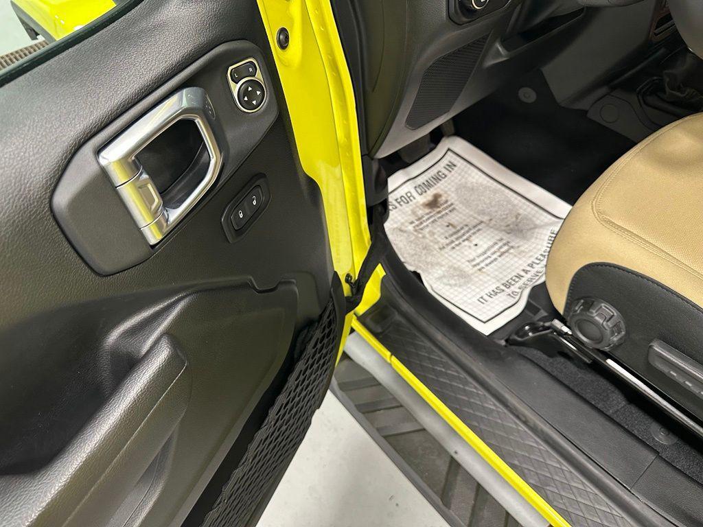 used 2023 Jeep Gladiator car, priced at $32,985
