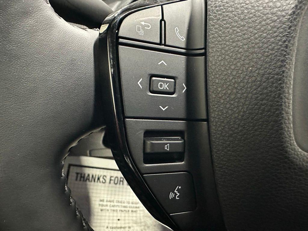 used 2025 Toyota Prius car