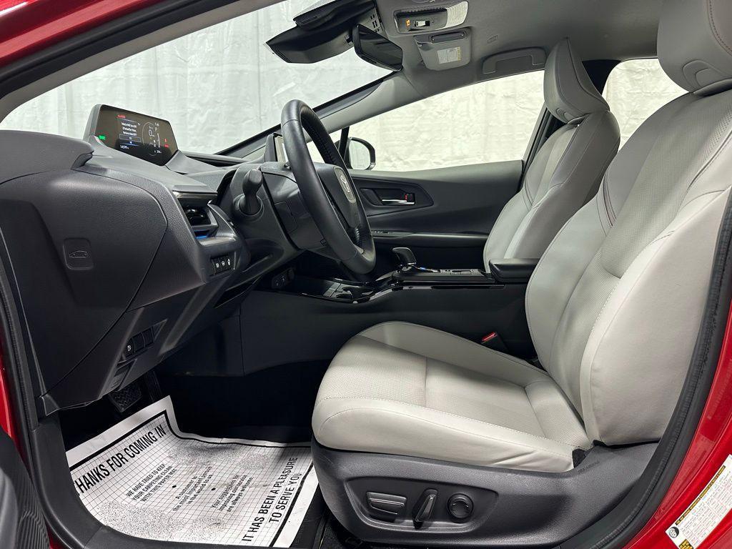 used 2025 Toyota Prius car