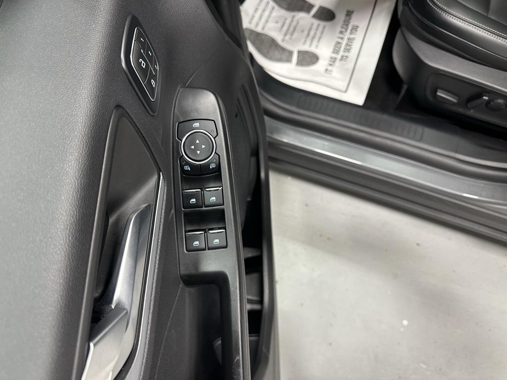 used 2025 Ford Escape car, priced at $28,495