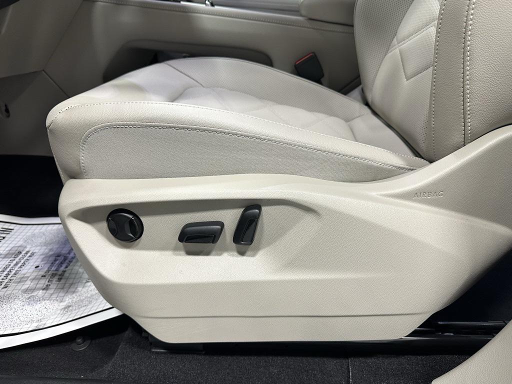 used 2025 Volkswagen Atlas car, priced at $33,495