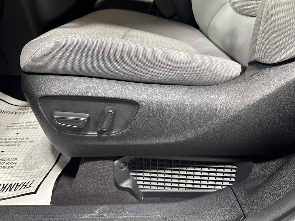 used 2025 Toyota Sienna car