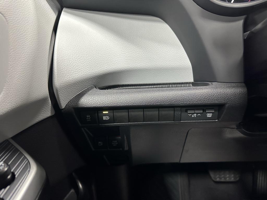 used 2025 Toyota Sienna car