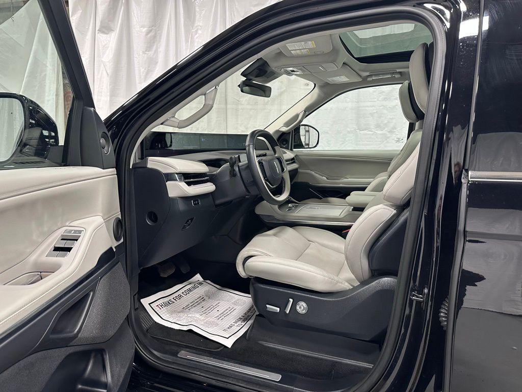 used 2025 Lincoln Navigator car, priced at $83,485