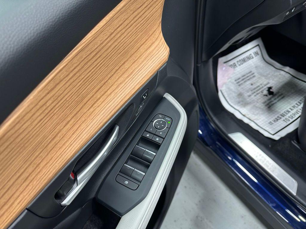 used 2025 Toyota Grand Highlander car, priced at $48,495