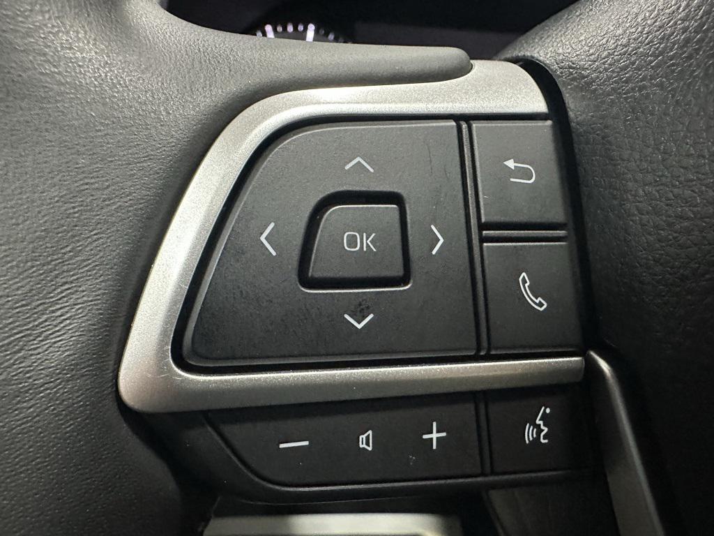 used 2025 Toyota Highlander car