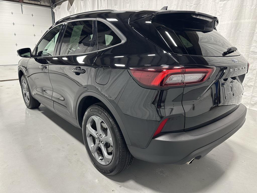used 2025 Ford Escape car, priced at $22,995