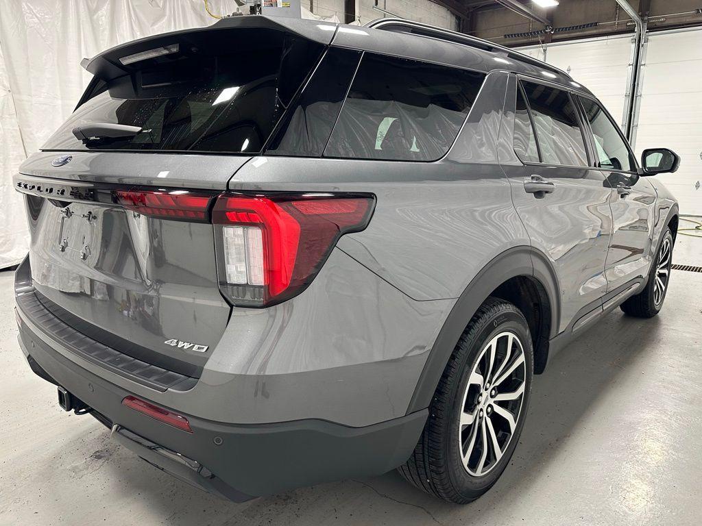 used 2025 Ford Explorer car, priced at $39,995