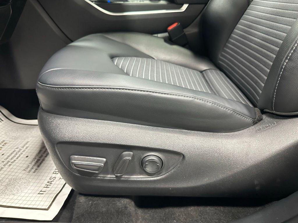 used 2025 Toyota Highlander car, priced at $46,495