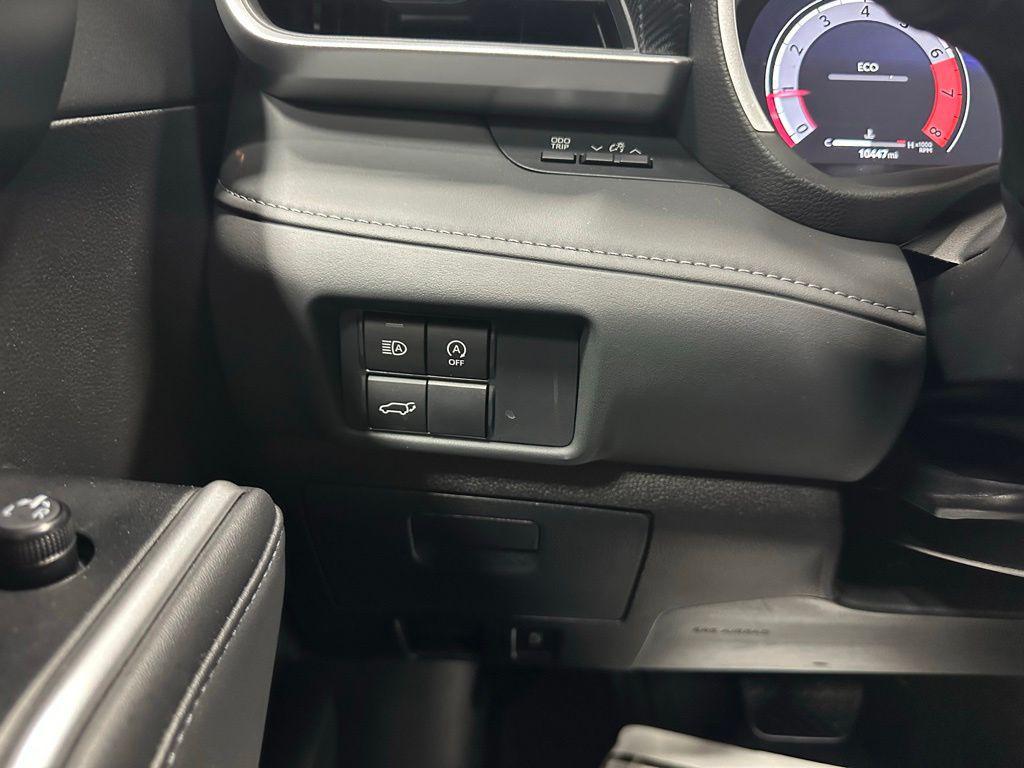used 2025 Toyota Highlander car, priced at $46,495