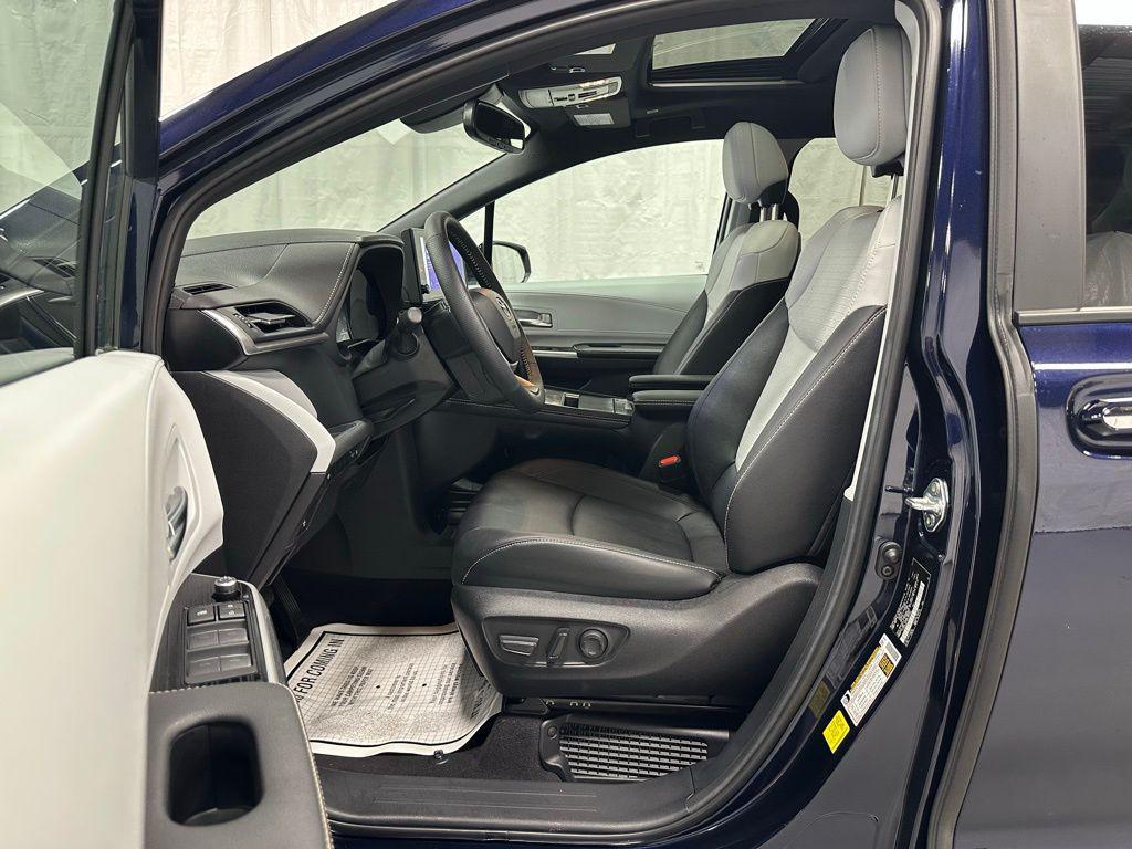 used 2025 Toyota Sienna car, priced at $46,995