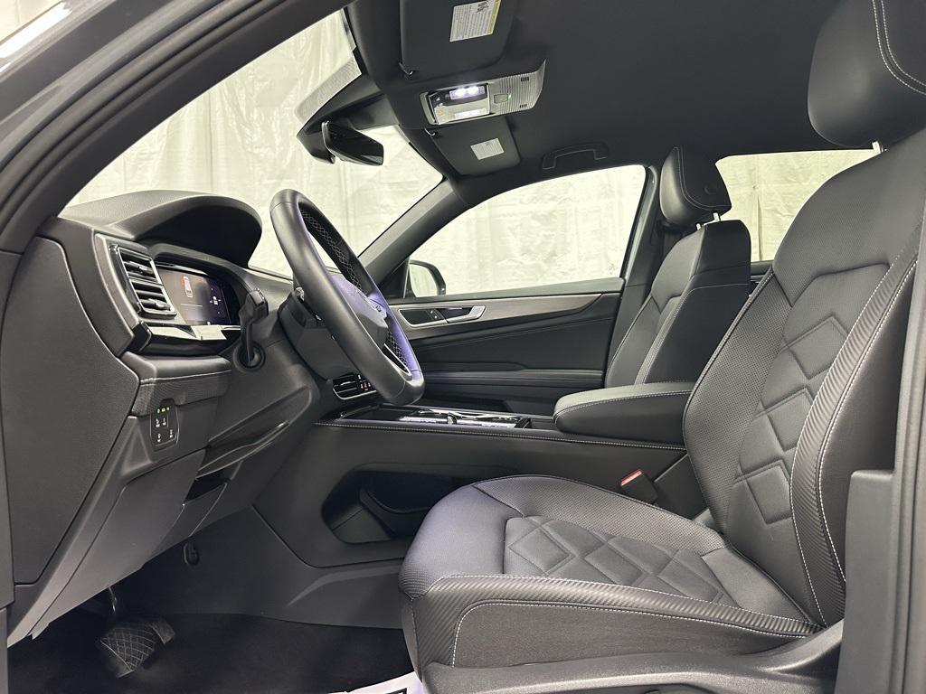 used 2025 Volkswagen Atlas Cross Sport car, priced at $32,295