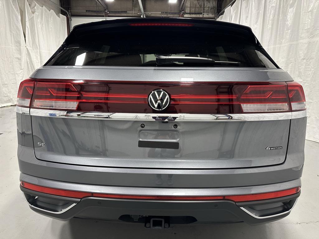 used 2025 Volkswagen Atlas Cross Sport car, priced at $32,295