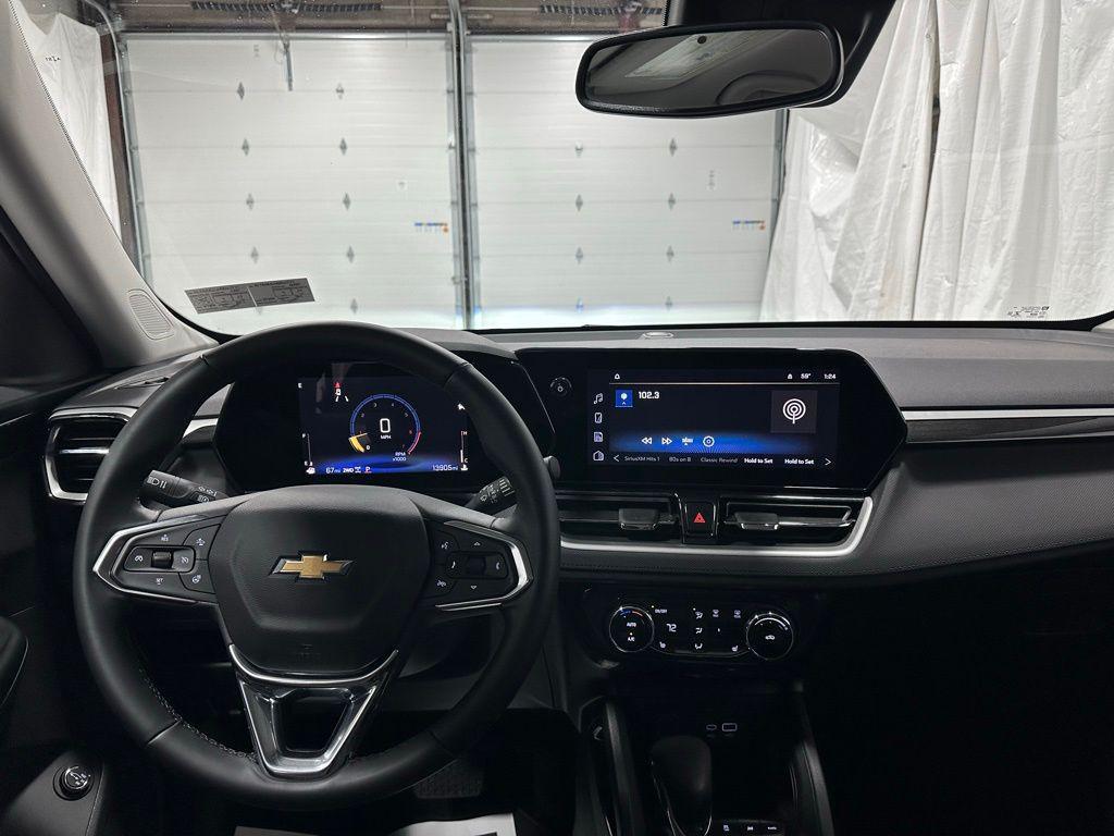 used 2024 Chevrolet TrailBlazer car, priced at $23,995