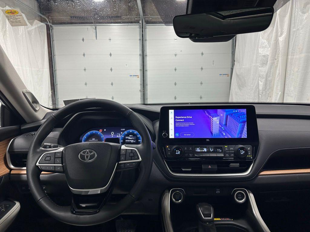 used 2025 Toyota Grand Highlander car, priced at $47,495