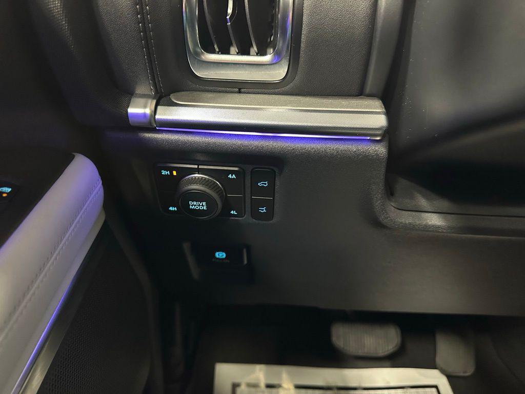 used 2025 Ford Expedition car, priced at $68,495