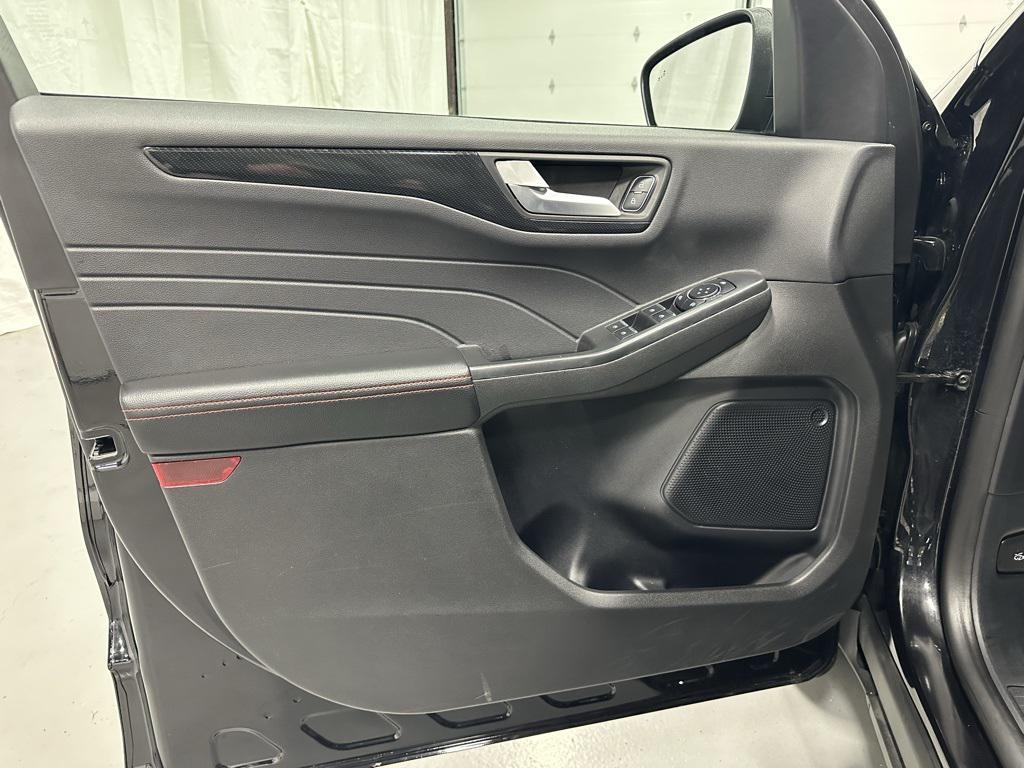 used 2025 Ford Escape car, priced at $25,495