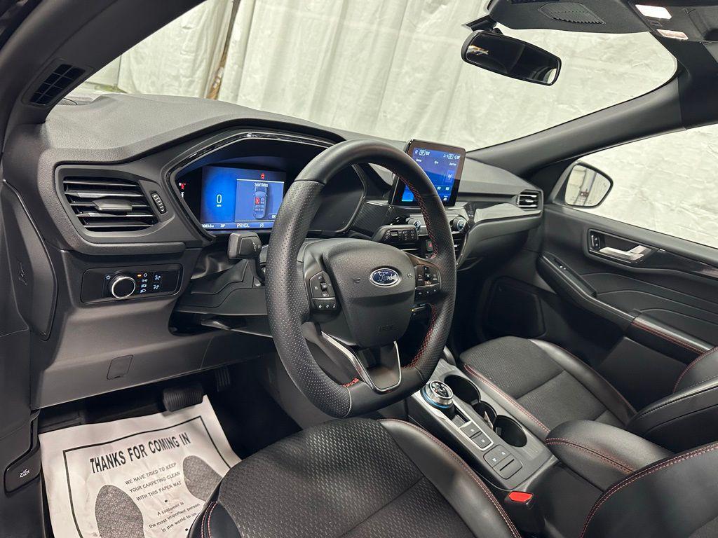 used 2025 Ford Escape car, priced at $25,495