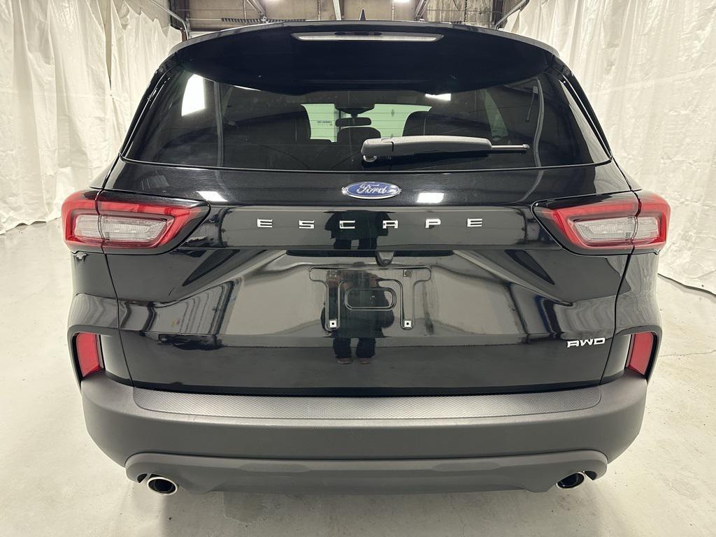 used 2025 Ford Escape car, priced at $25,495