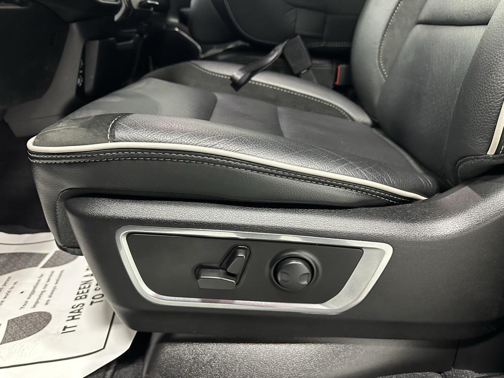 used 2025 Ram 1500 car, priced at $41,995