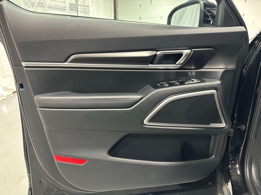 used 2025 Kia Telluride car, priced at $33,995