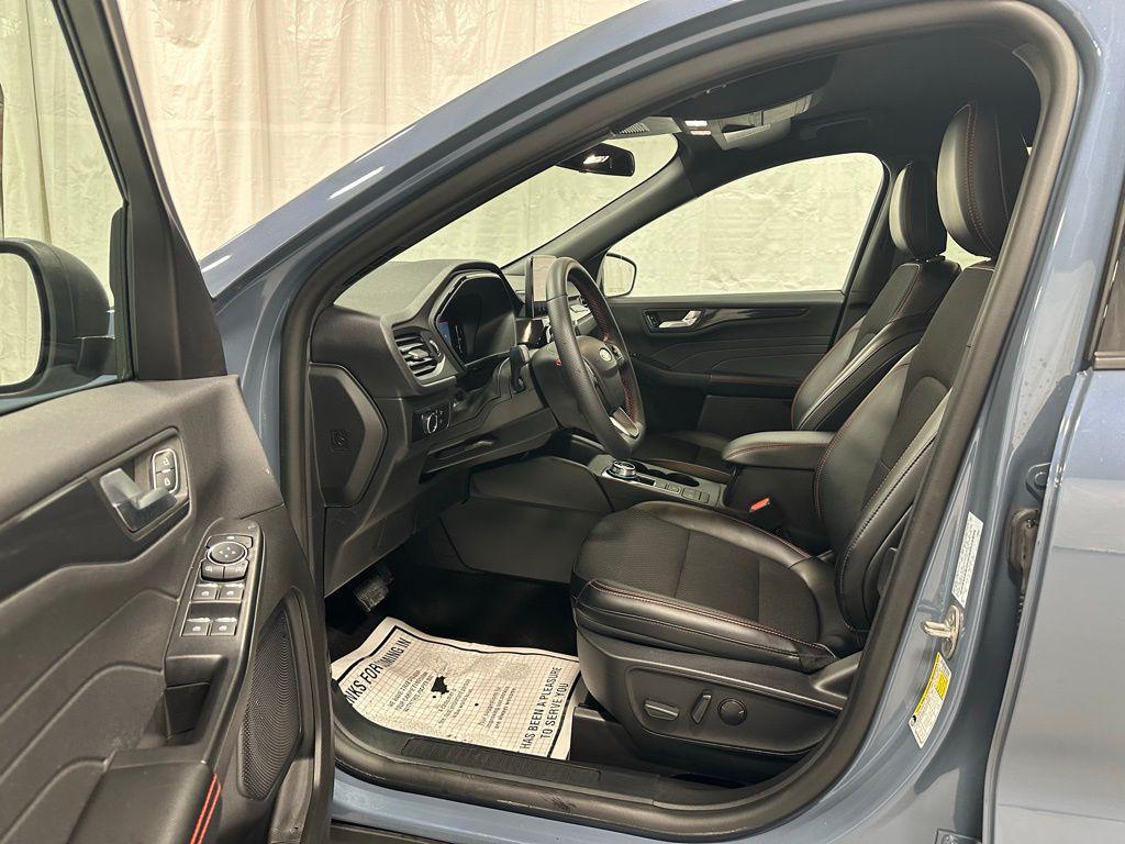 used 2025 Ford Escape car