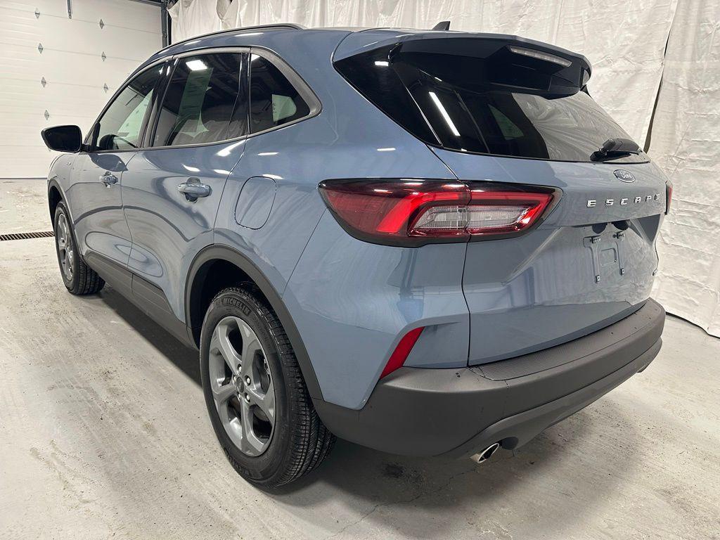 used 2025 Ford Escape car