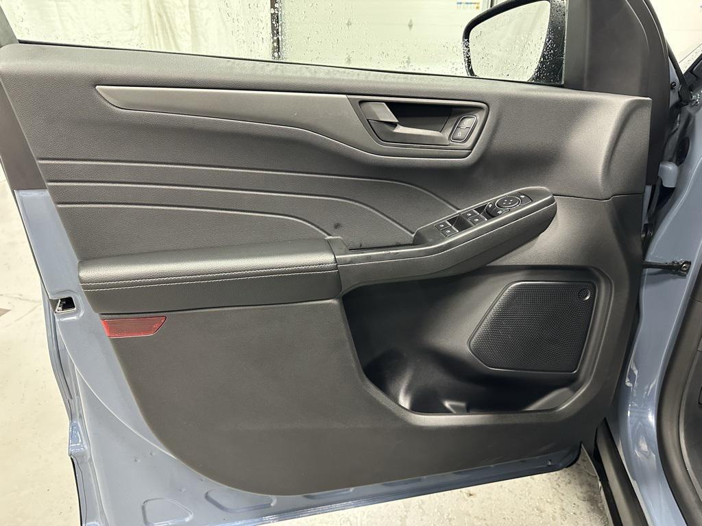 used 2025 Ford Escape car, priced at $21,995