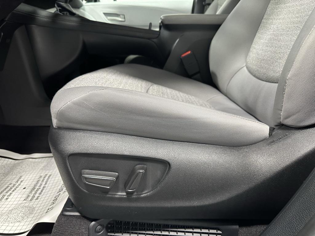 used 2025 Toyota Sienna car, priced at $37,995