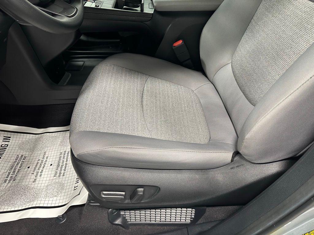 used 2025 Toyota Sienna car, priced at $37,995