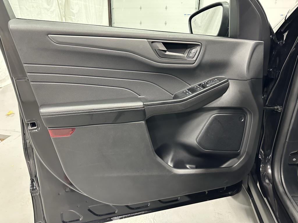 used 2025 Ford Escape car, priced at $21,995