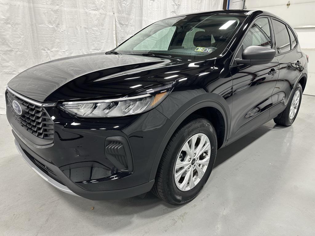 used 2025 Ford Escape car, priced at $21,995